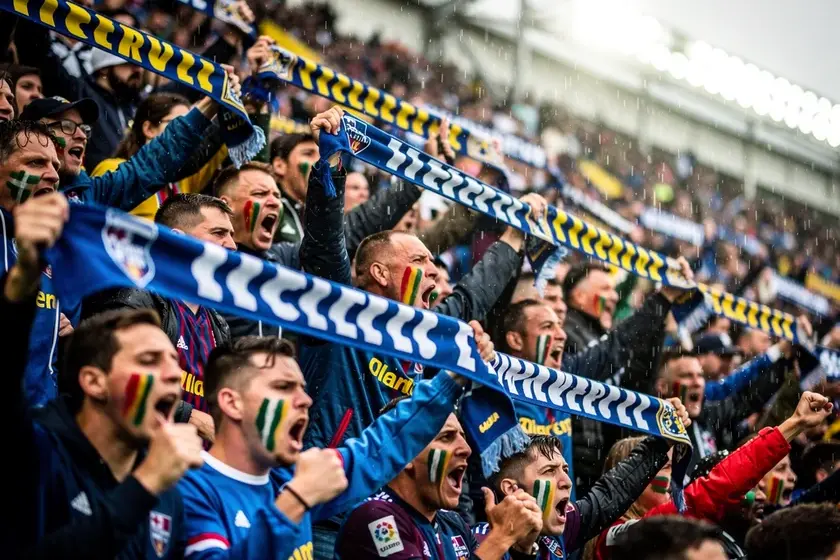 Toronto Blue Jays catcher gear displayed at spring training facility representing MLB free agency si